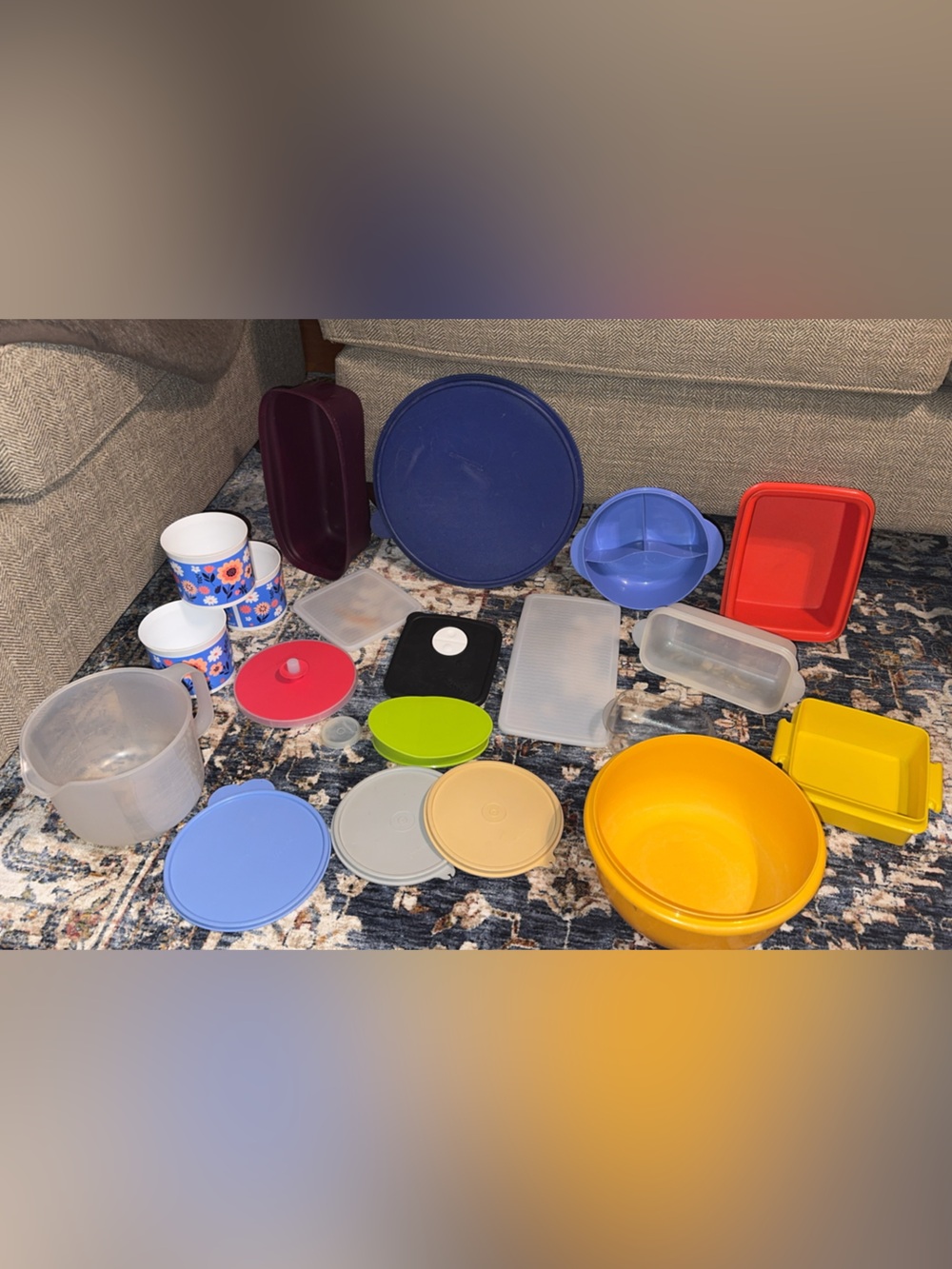 TUPPERWARE Assorted Plastic Food Storage Containers & Lids - Multicolor 21pc LOT